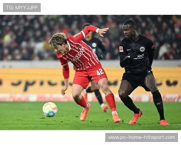 弗赖堡中场压迫训练回顾：争锋中场，炼就战术利器